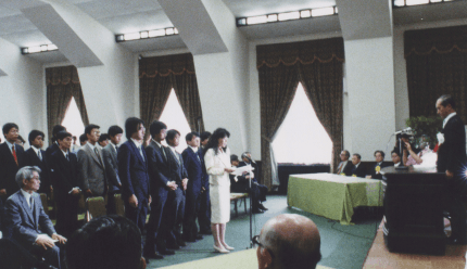 学士会館における総研大第一回入学式（1989）